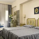 Hotel Commodore