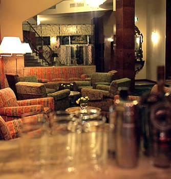 Commodore Hotel