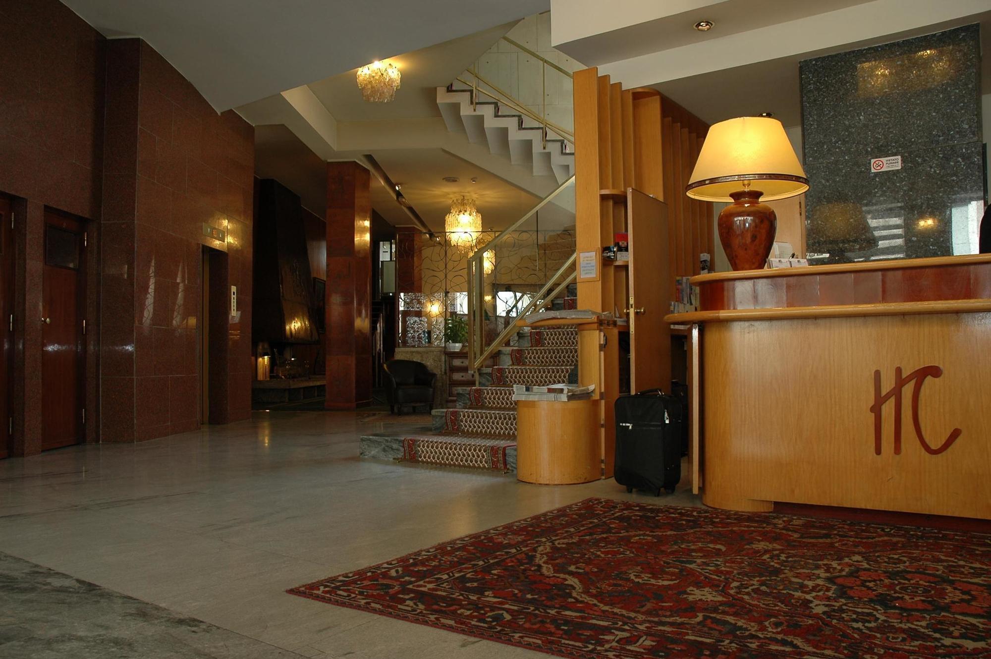 Commodore Hotel